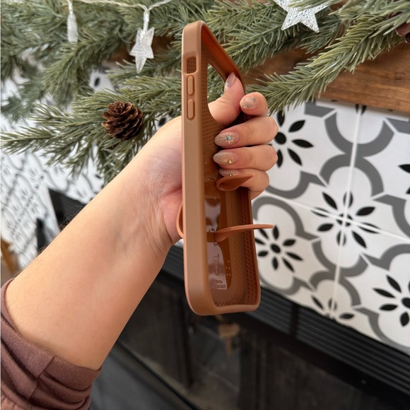 Loopy phone case iPhone 15 pro max - Picture 3 of 6